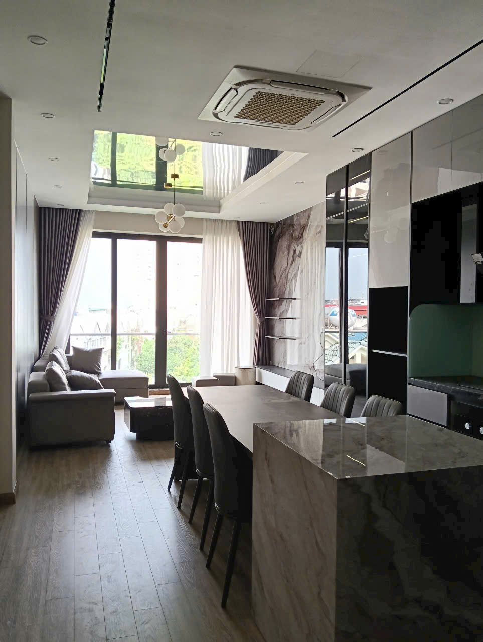 *CHÍNH CHỦ BÁN GẤP NHÀ LÔ GÓC NGUYỄN VĂN CỪ 50M, 6TẦNG,GARA, THANG MÁY - Ô TÔ THÔNG-KINH DOANH -CHÀO 14 TỶ(TL)