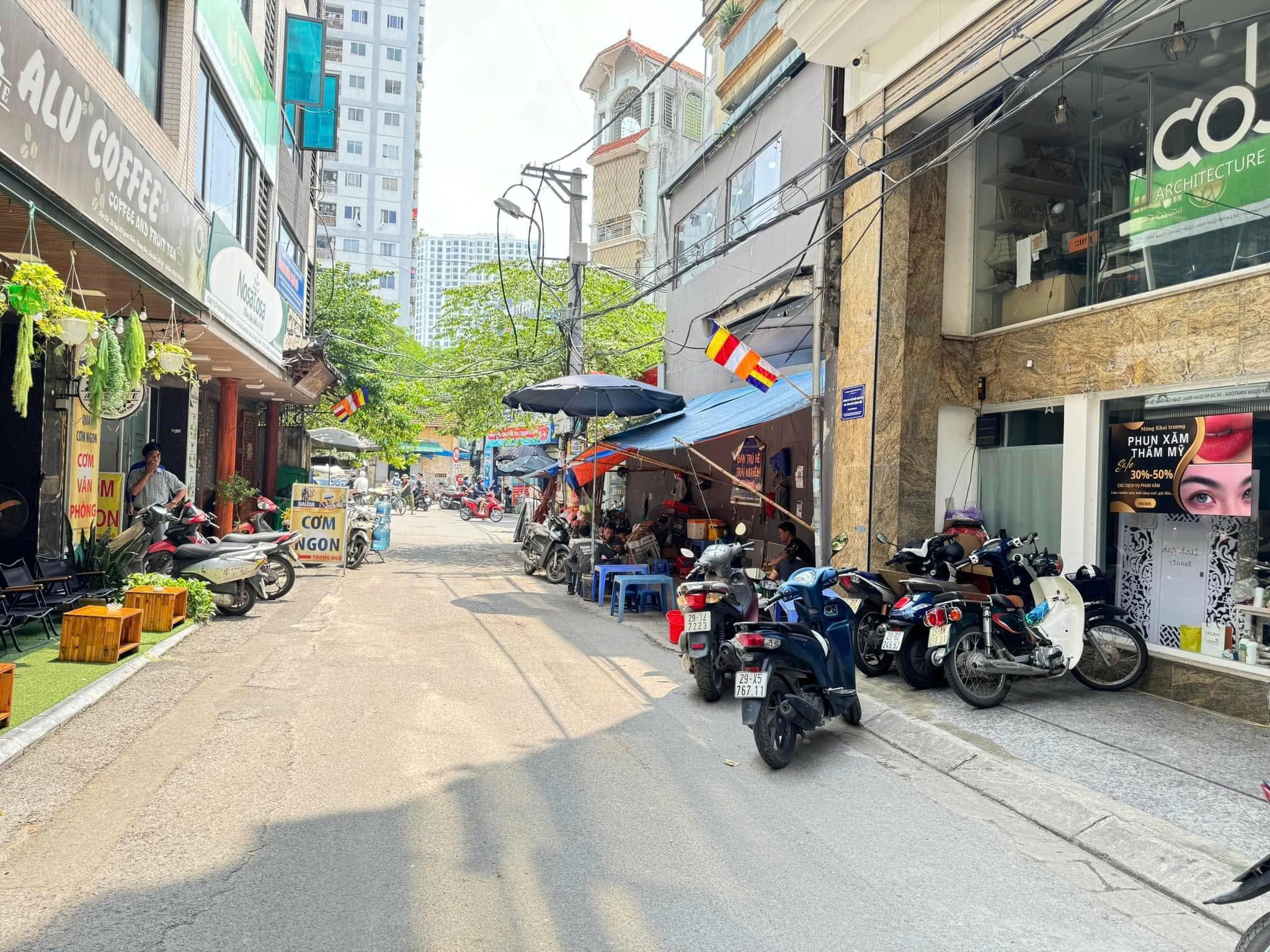 ⚜️ TÒA VĂN PHÒNG QUAN NHÂN, CẦU GIẤY, PHÂN LÔ Ô TÔ TRÁNH 70M2 8T MT 7M, CHỈ 29.8 TỶ ⚜️