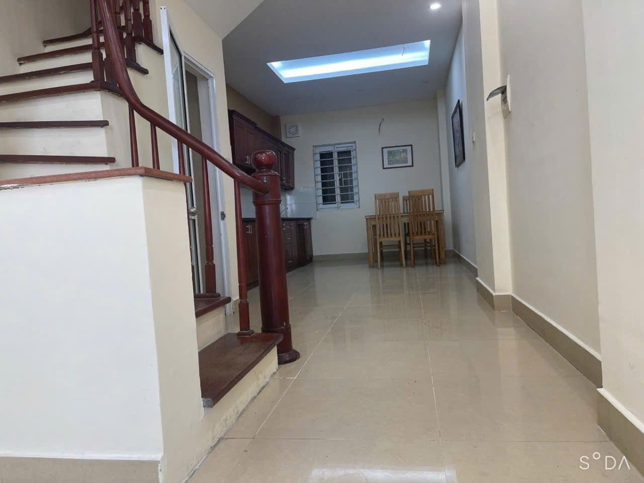 NHÀ LẠC LONG QUÂN SÁT HỒ TÂY - 45,5/ 57,5M2 _ 5 TẦNG _ MẶT TIỀN HƠN 5M - 20M RA PHỐ - 3 MẶT THOÁNG - TRƯỚC NHÀ THOÁNG VIEW MẶT PHỐ - TỪ TẦNG 1 NHÌN RA CẢ HỒ TÂY