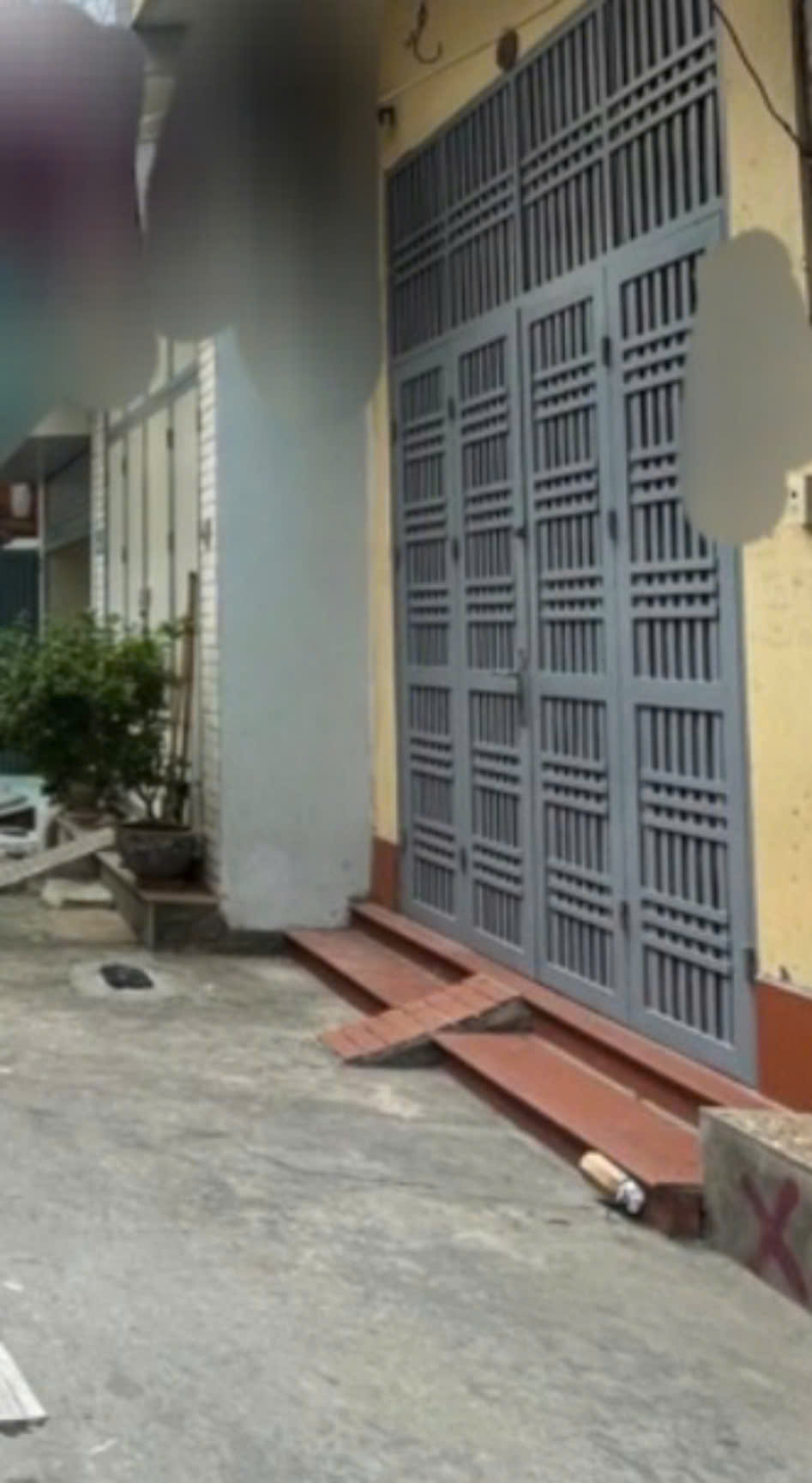 ĐỐNG ĐA- HIẾM CỰC- HƠN 5 TỶ - NHÀ DÂN XÂY ĐẸP - GẦN PHỐ - CÁCH Ô TÔ TRÁNH 25 MÉT - Ở HOẶC ĐẦU TƯ TỐT Văn Chương (