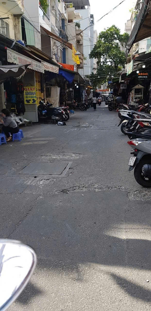 Bán nhà Quận 3- Cao Thắng, (3.2*15M), mặt tiền kinh doanh sầm uất, ô tô tránh nhau, 12.5tỷ