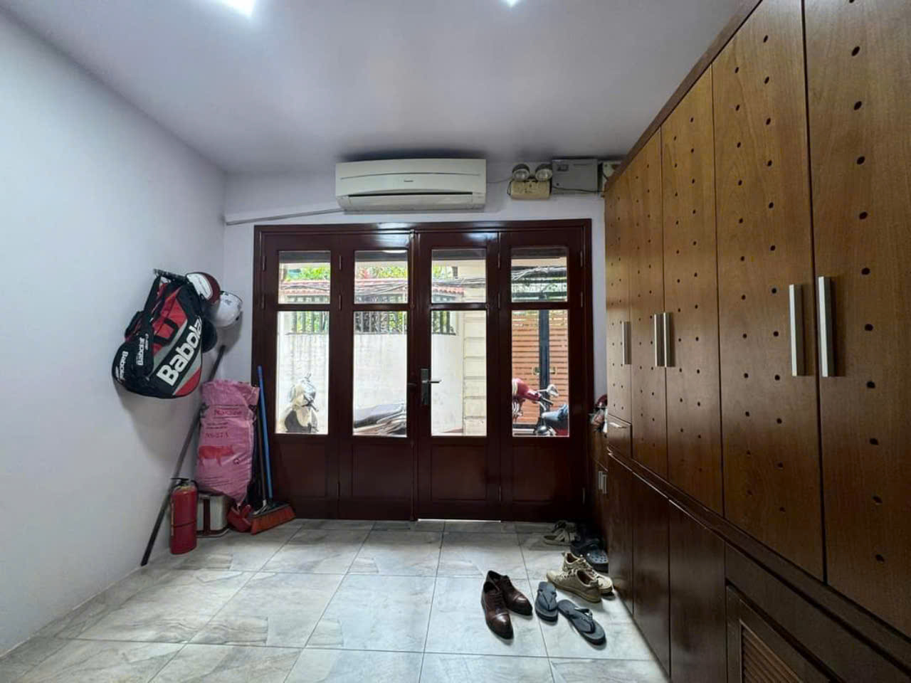 NHÀ SIÊU ĐẸP CHỦ TỰ XÂY TÂM HUYẾT - GẦN PHỐ, GẦN Ô TÔ Âu Cơ, Tây Hồ 41m, 5 tầng, MT 3,4m, 6,8 tỷ