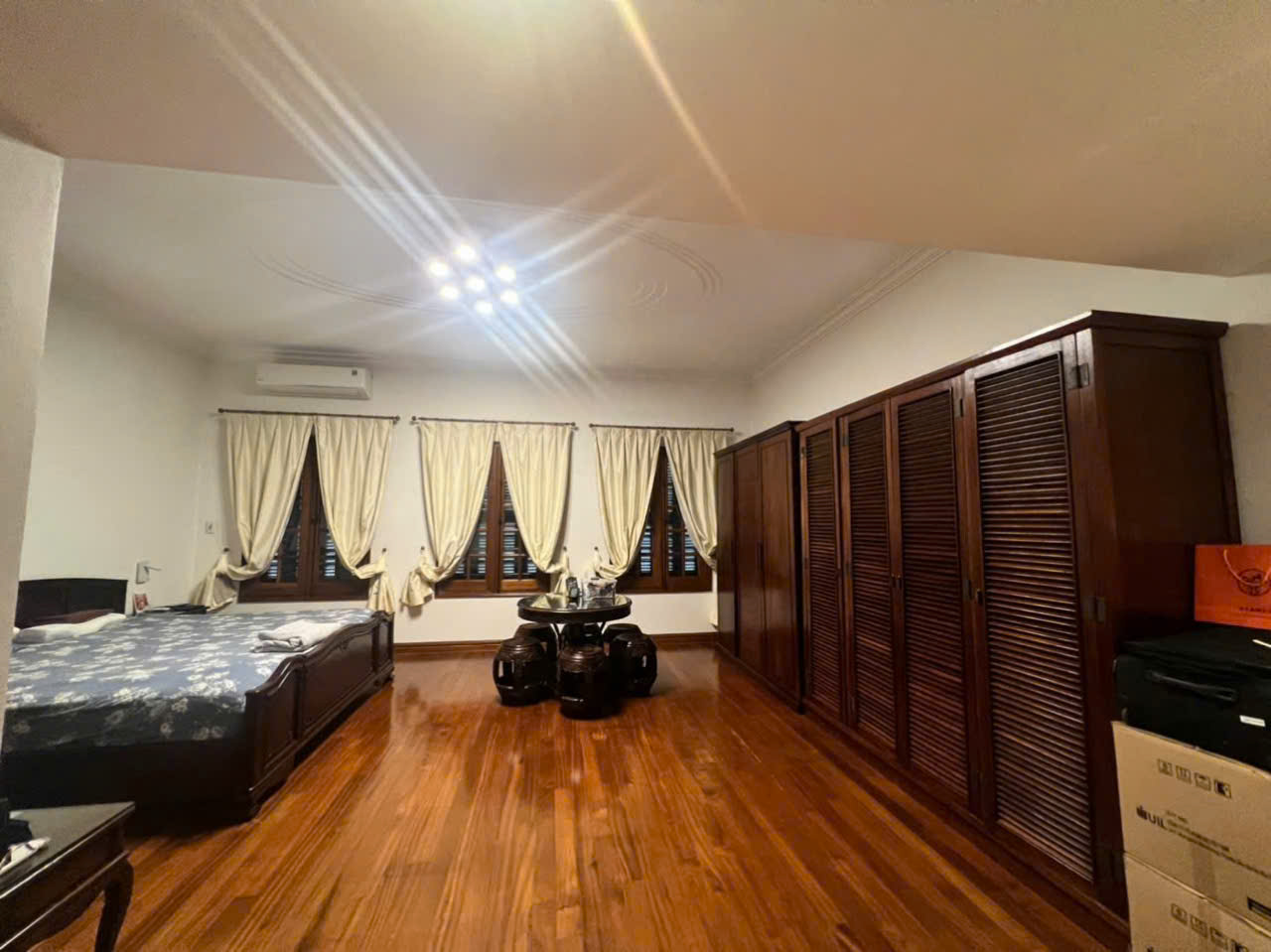 Ô TÔ TRÁNH, NGỦ TRONG NHÀ -THÔNG SỐ VÀNG - SỔ NỞ HẬU Đình, Linh Lang 86m, 5 tầng, MT 6,6m, nhỉnh 39 tỷ