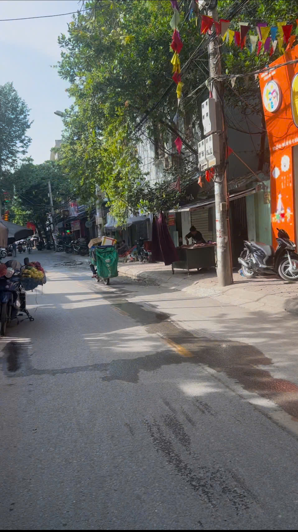 Bán đất Đông Ngạc gần HVTC - 2 nhà ra mặt phố - 61m2 - oto 4 chỗ đỗ cửa - xây CCMN CHDV 7 tầng - xây ở
