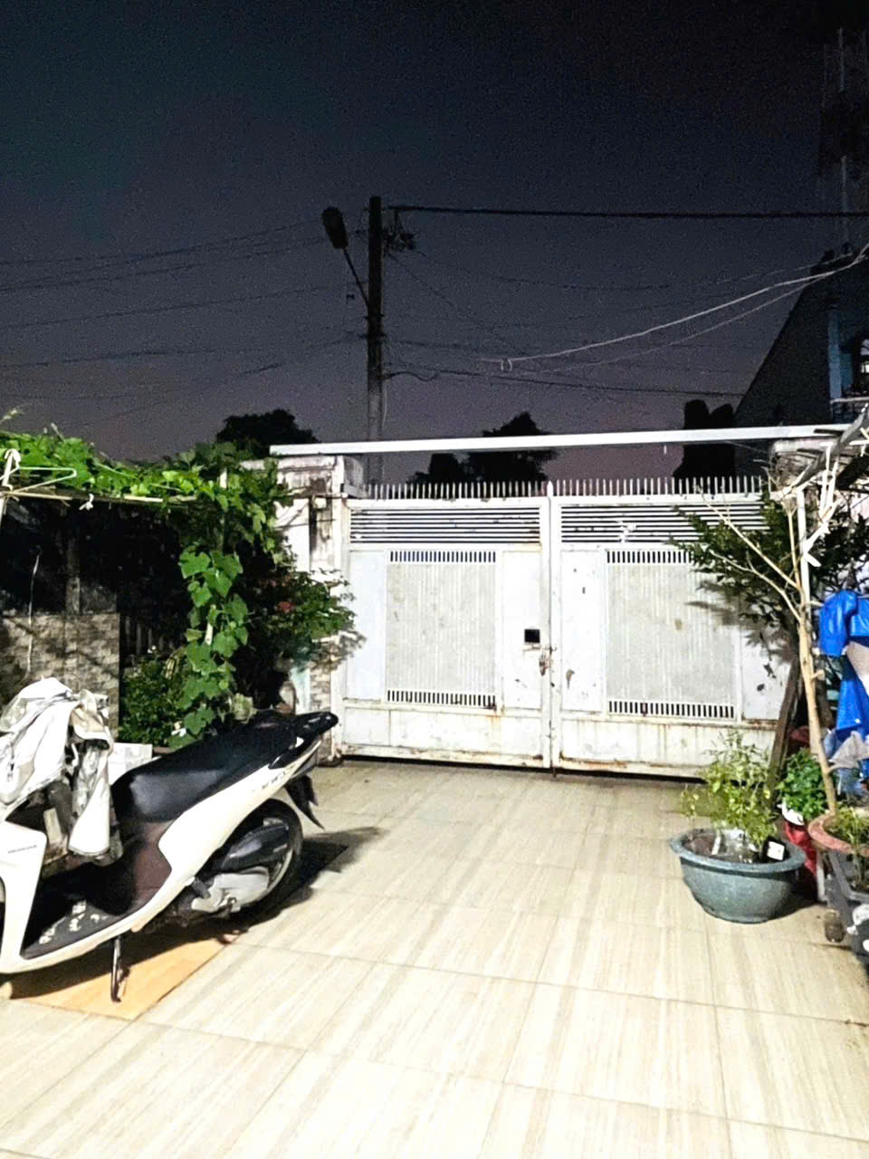 NgỘP Nặng, XE HƠI NGỦ NHÀ, 110M2 x 2T, TRƯỜNG ThỌ Thủ Đức, chỉ 60tr/m, nhỉnh 7 T.