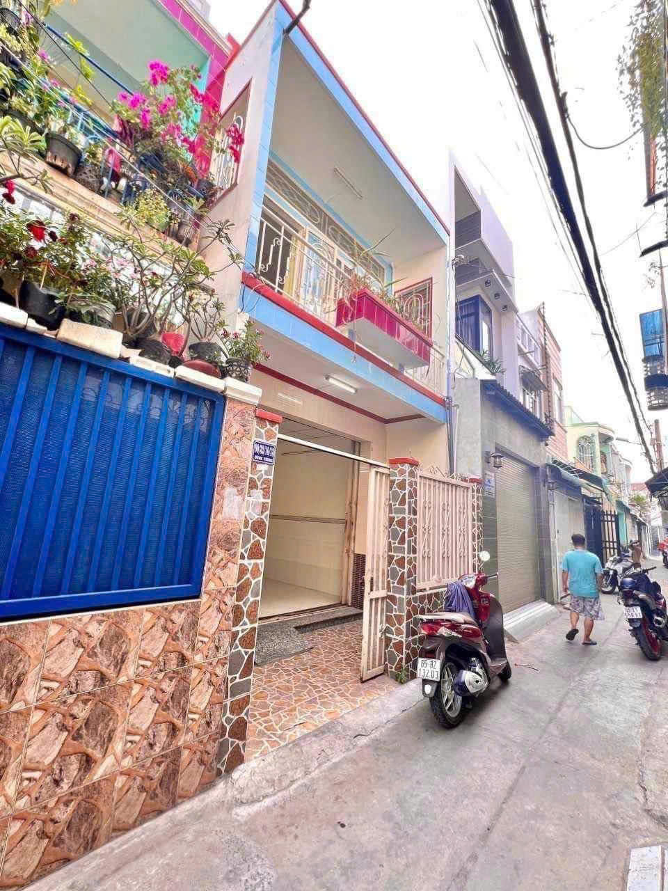 315CHO THUÊ NHÀ 2 PN. Hẻm 90 Hùng Vương, Q.Ninh Kiều GIÁ CHỈ: 4,5 triệu/ tháng