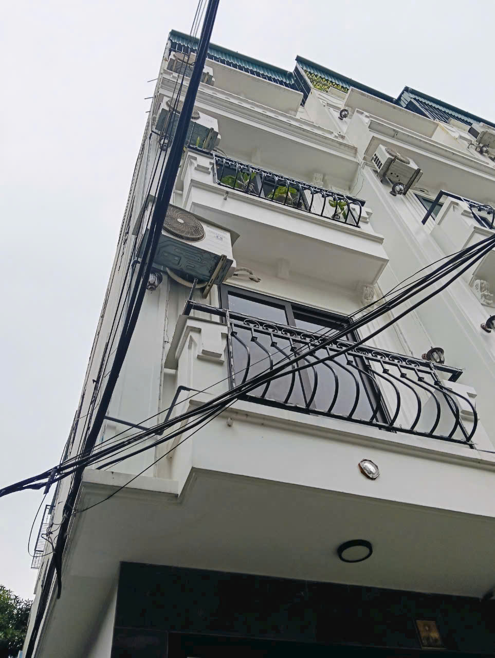 CỰC HIẾM BÁN NHÀ ĐÀM QUANG TRUNG -LONG BIÊN -46 M- LÔ GÓC- GARA -Ô TÔ THÔNG - NHỈNH 6TỶ