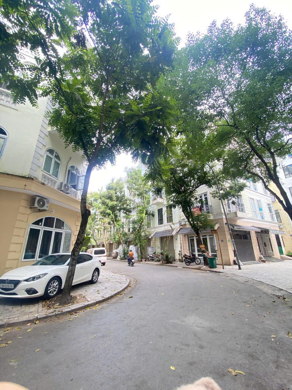 Bán Biệt thự Khu Đô Thị Đô Nghĩa, 93m2 x 4T,MT 6.1m, lô góc, trước nhà 15m, lô Giá 19 tỷ