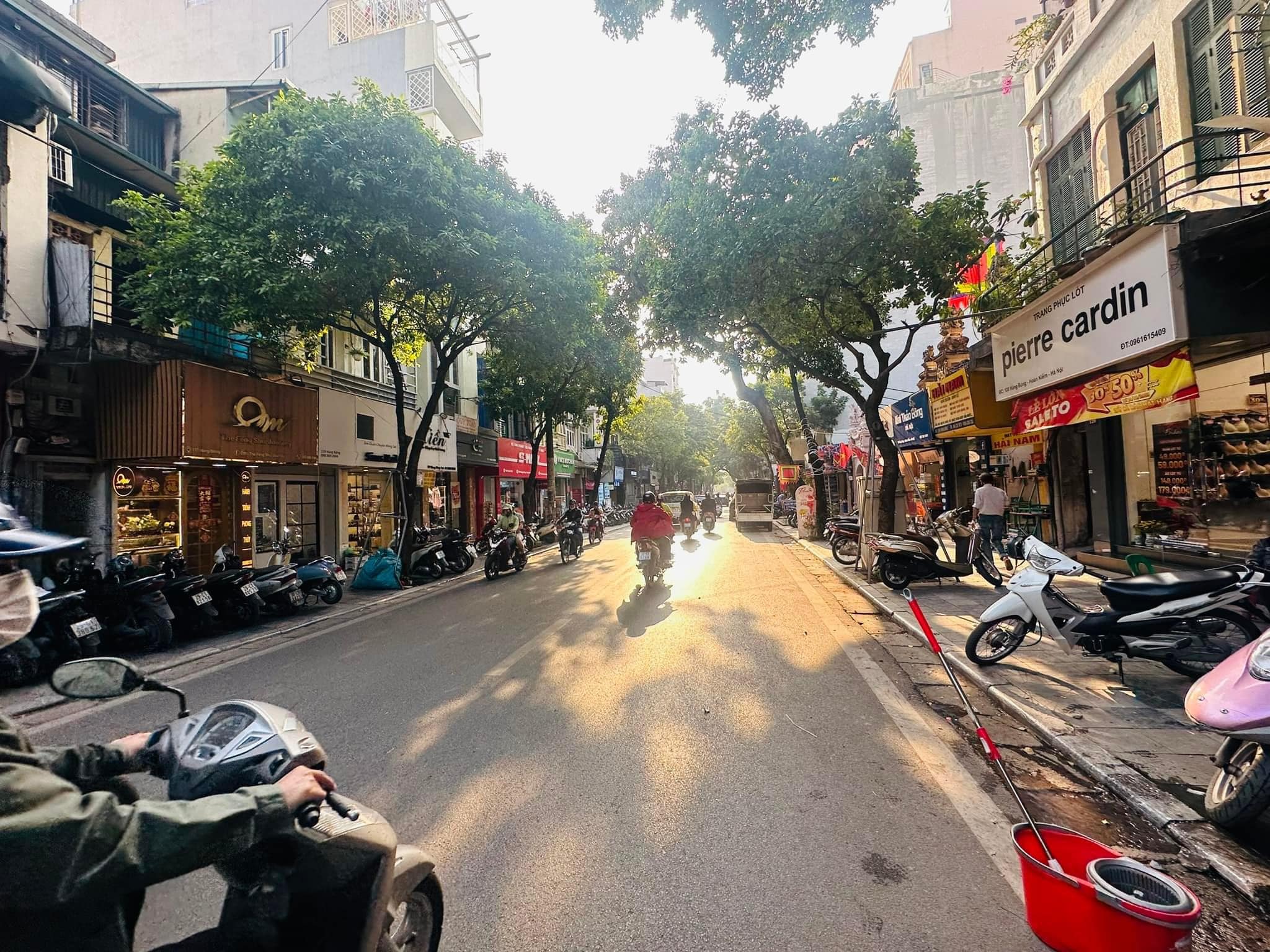 RẺ NHẤT HOÀN KIẾM, MẶT PHỐ CỔ HÀNG BÔNG 150M2 C4 MT 4M, CHỈ 75 TỶ