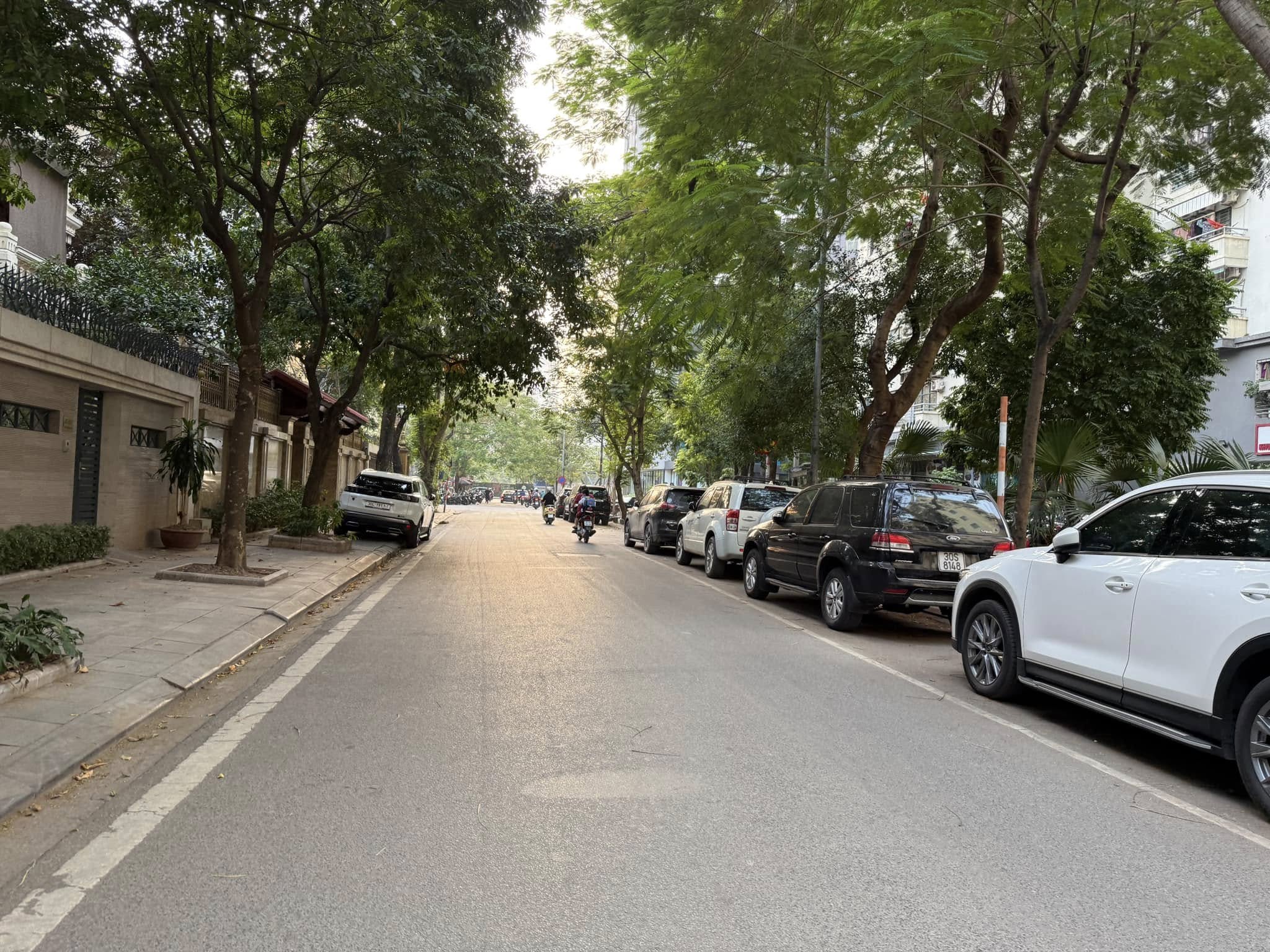 Biệt Thự KĐT Mễ Trì, Mễ Trì Hạ, 181m2 5 Tầng Thang Máy, MT 10.5m, Chỉ 73 Tỷ