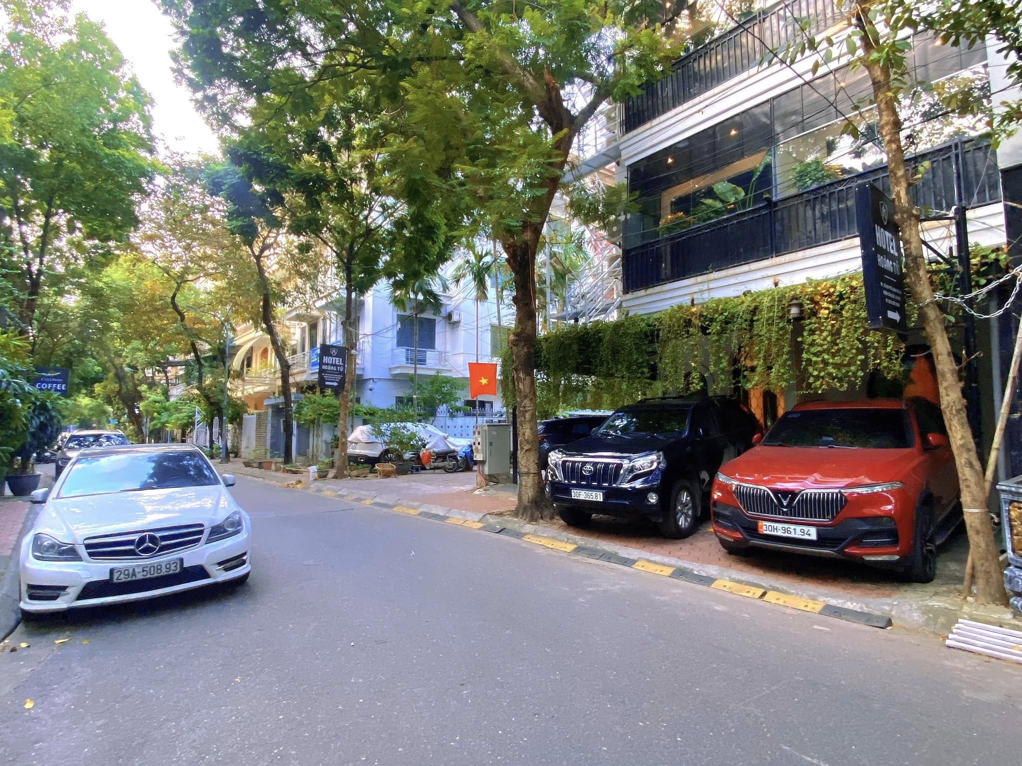 Mặt Phố VIP Xuân Quỳnh, KĐT Nam Trung Yên, 82m2 7T Thang Máy MT 5m, Chỉ 39.5 Tỷ