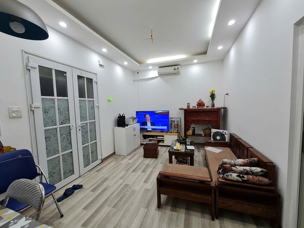 CẦN TIỀN BÁN GẤP TẬP THỂ GIẢNG VÕ, BA ĐÌNH, HN 70M², 3 NGỦ, GIÁ 3.55 TỶ