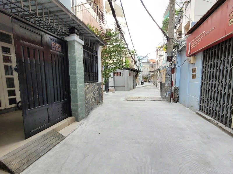 BÁN NHÀ HUỲNH VĂN BÁNH, P11 - NGANG 5M, 4 TẦNG BTCT - 6PN 6WC - 80M² - GIÁ 13.5 TỶ