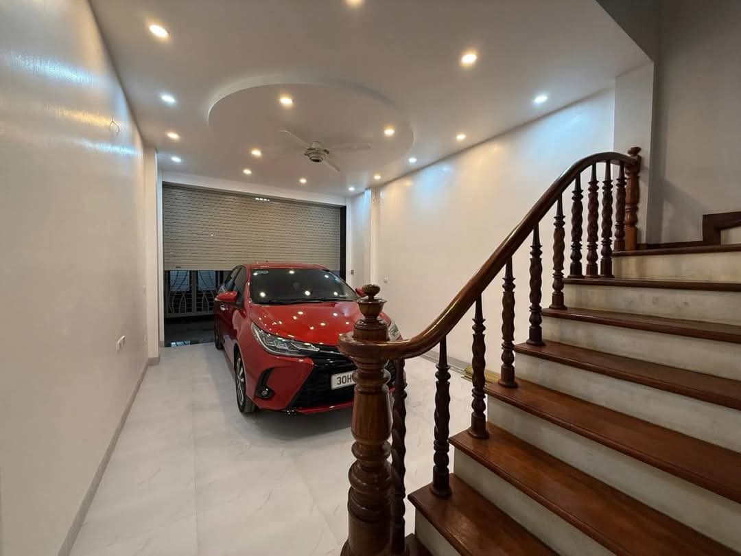 XUÂN ĐỈNH - LÔ GÓC - GARA ÔTÔ - DÂN XÂY CHẮC CHẮN - Ở TIỆN ÍCH
