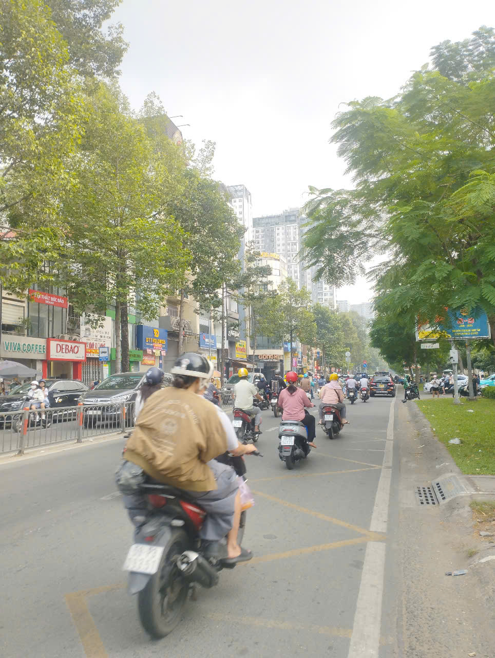 Ngộp Lý Thường kiệt - HXH Kinh Doanh - 4 tầng BTCT - 4x17m