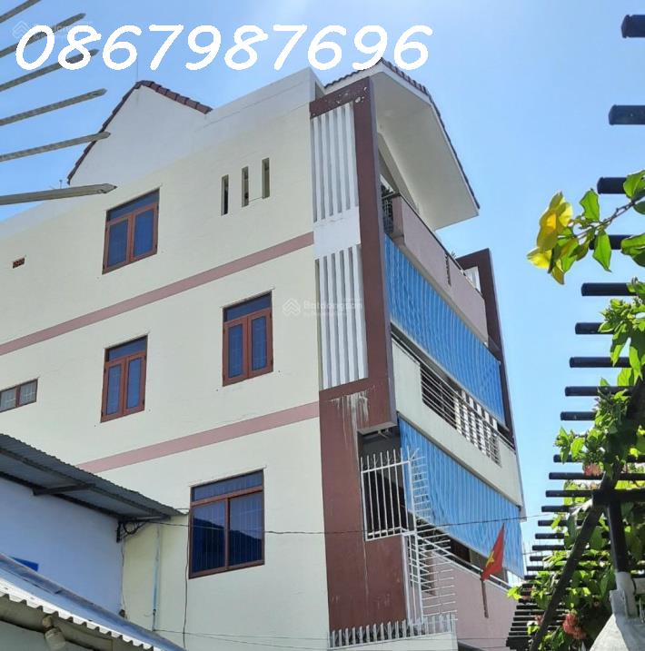 Bán Nhà 4 Tầng Mới, Vị Trí Đắc Địa, Gần Chợ Đầm - Giá 4 Tỷ 900 Vị trí: Phường Vạn Thắng, TP Nha Trang