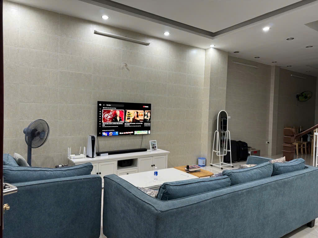 BÁN NHÀ ĐẸP NGỌC THỤY - LONG BIÊN– 4 TẦNG, CHỈ 4.9 TỶ – VỊ TRÍ ĐẮC ĐỊA!