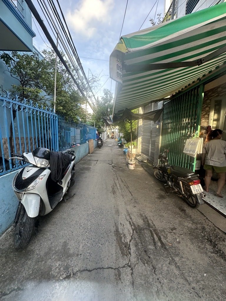 Nhà hẻm 283 Bông Sao 4x15 chỉ 4 tỷ 99