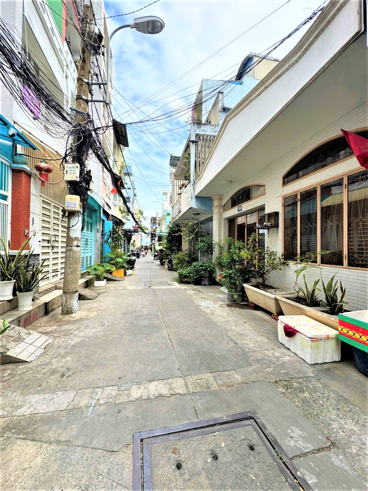 Bán CHDV 41m2 4T 7PN Hẻm xe hơi thông 3/2 Quận 10 chỉ 5.9 tỷ.