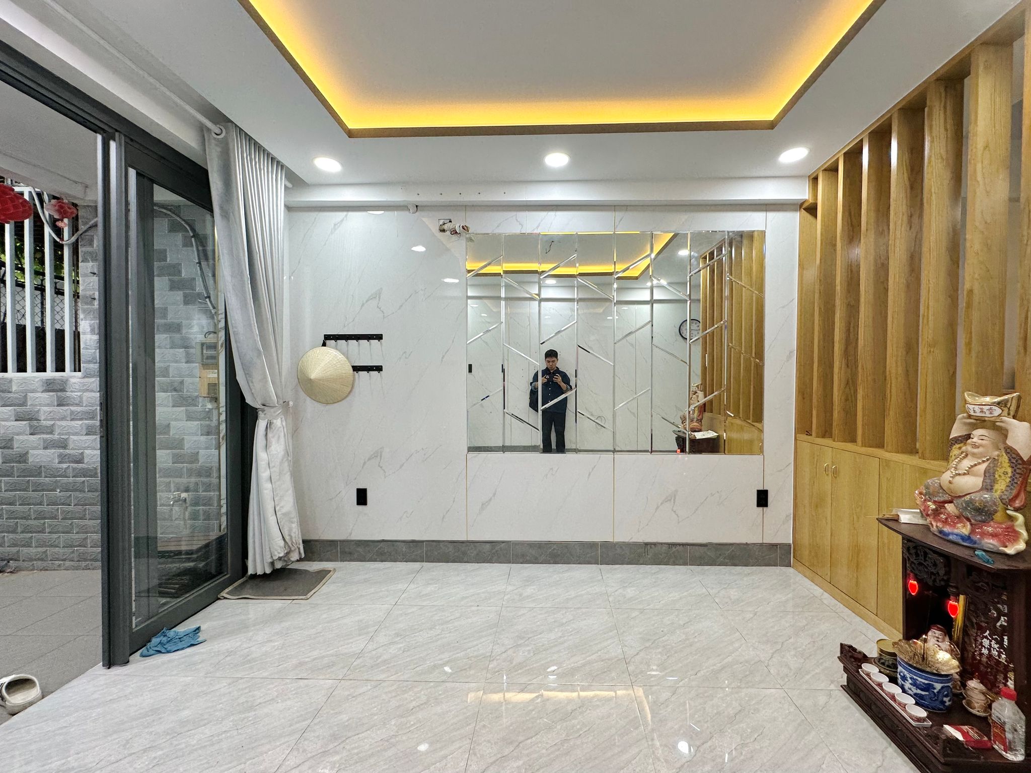 +1BÁN NHÀ 3 TẦNG - 5PN - THẤP HƠN ĐỊNH GIÁ - SỔ A4 - HOÀN CÔNG - KHÔNG LỖI