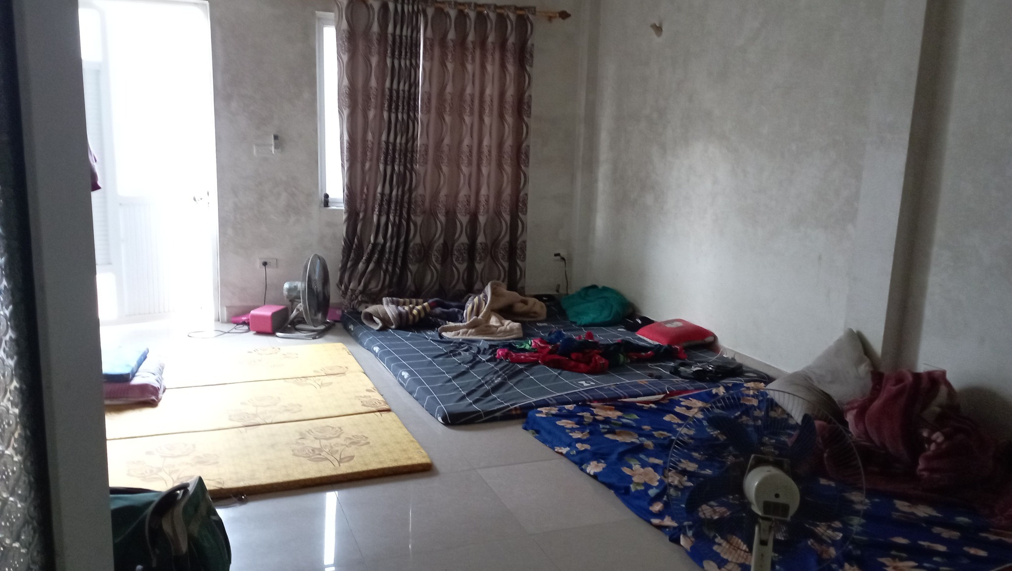 * NGÃ TƯ CHẦN KHÁT CHÂN - THANH NHÀN - HAI BÀ TRƯNG - HN