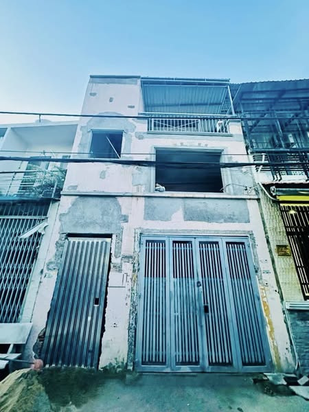 NHÀ MỚI 3 TẦNG - 50M - NGANG 5 - NỞ HẬU - NGAY KÊNH THAM LƯƠNG - 3P AEON TÂN PHÚ NHỈNH 4 TỶ