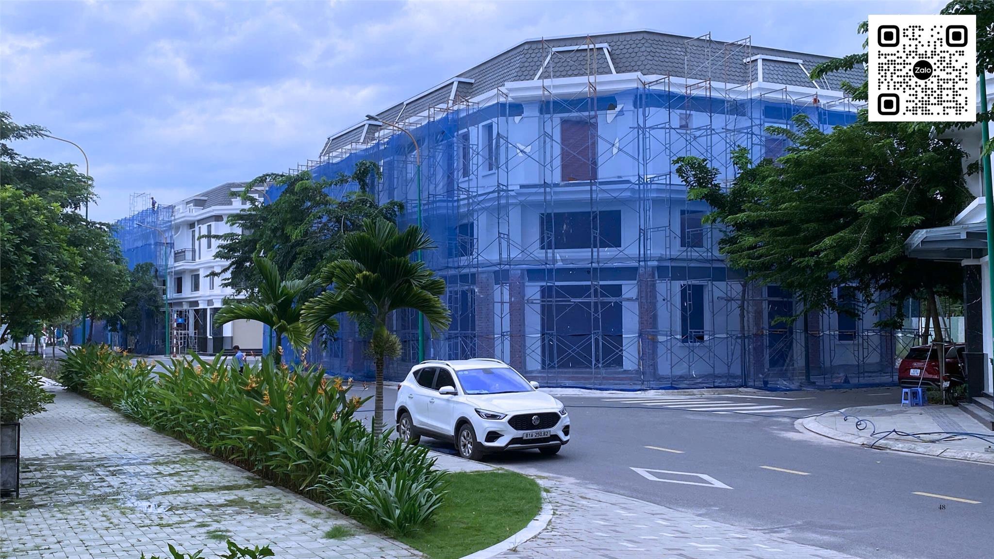 Bán nhà 1 trệt 1 lầu mới xây, thổ cư 100%, DT 5x17m tại Hòa Lợi, Bến Cát Mặt tiền đường 12m, giá chỉ 2,66 tỷ, hỗ trợ