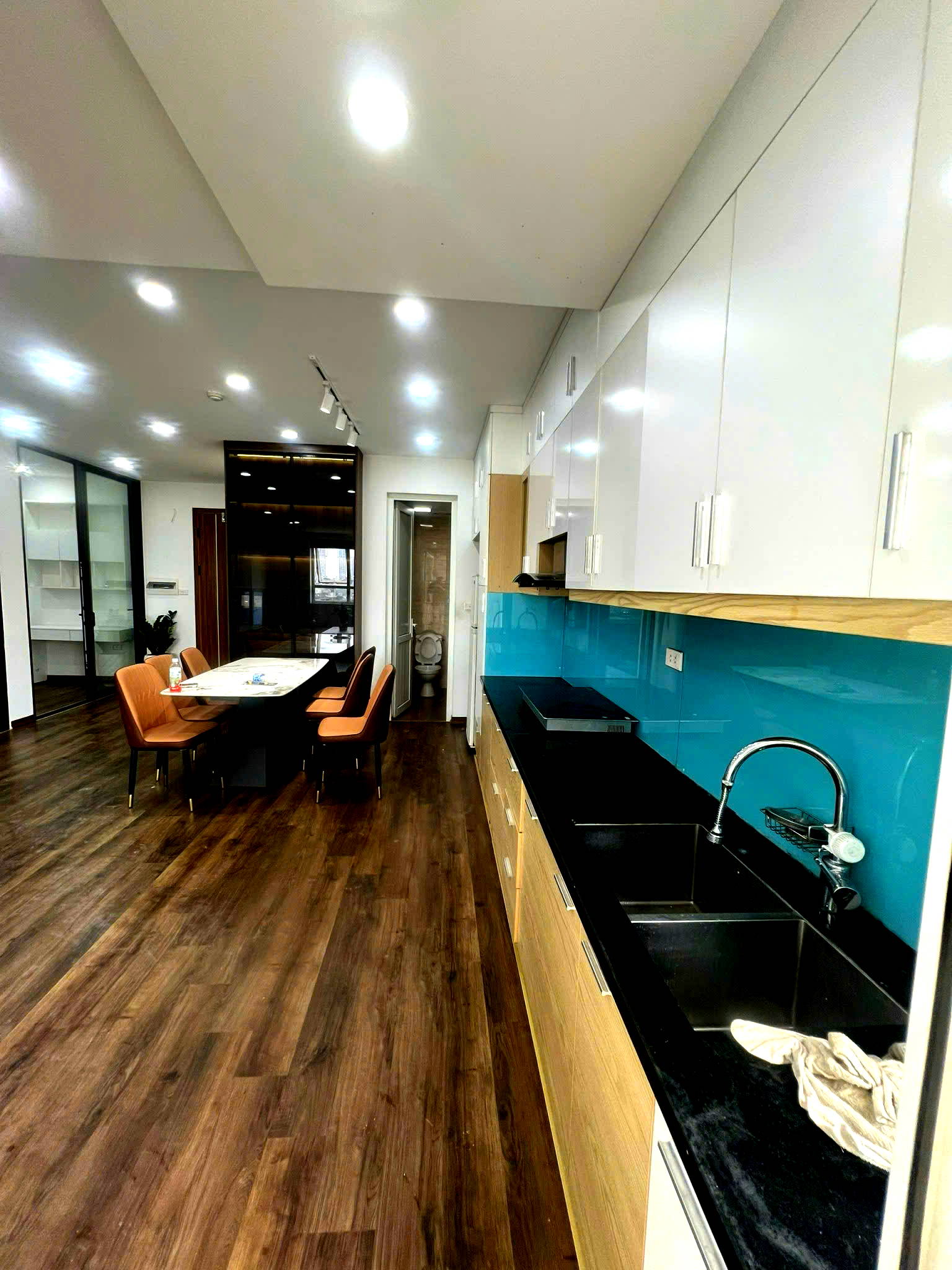 Bán CH tập thể lô góc H9, 120m2 ( 26,5m2 sổ đỏ), 3 PN, Thanh Xuân Nam, Nguyễn Trãi, 2.98 tỷ.