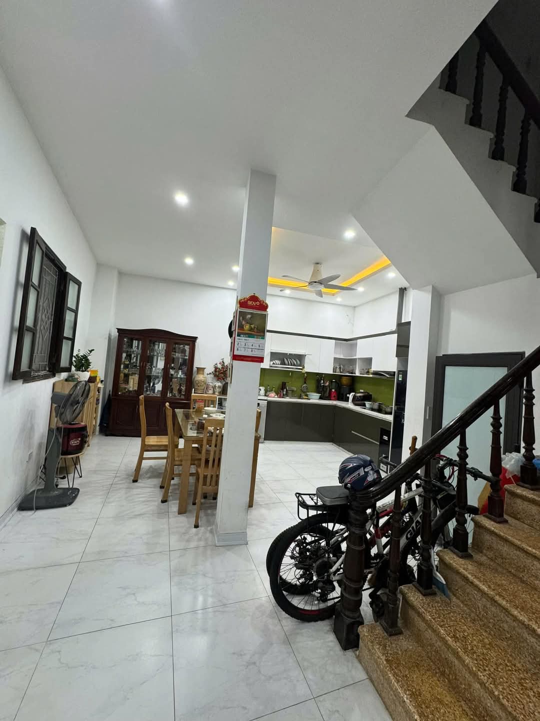BÁN NHÀ LÁNG HẠ-QUẬN BA ĐÌNH-DT54M2×3T-MT4.6M-GIÁ 9TỶ-NGÕ THÔNG-HIẾM NHÀ BÁN