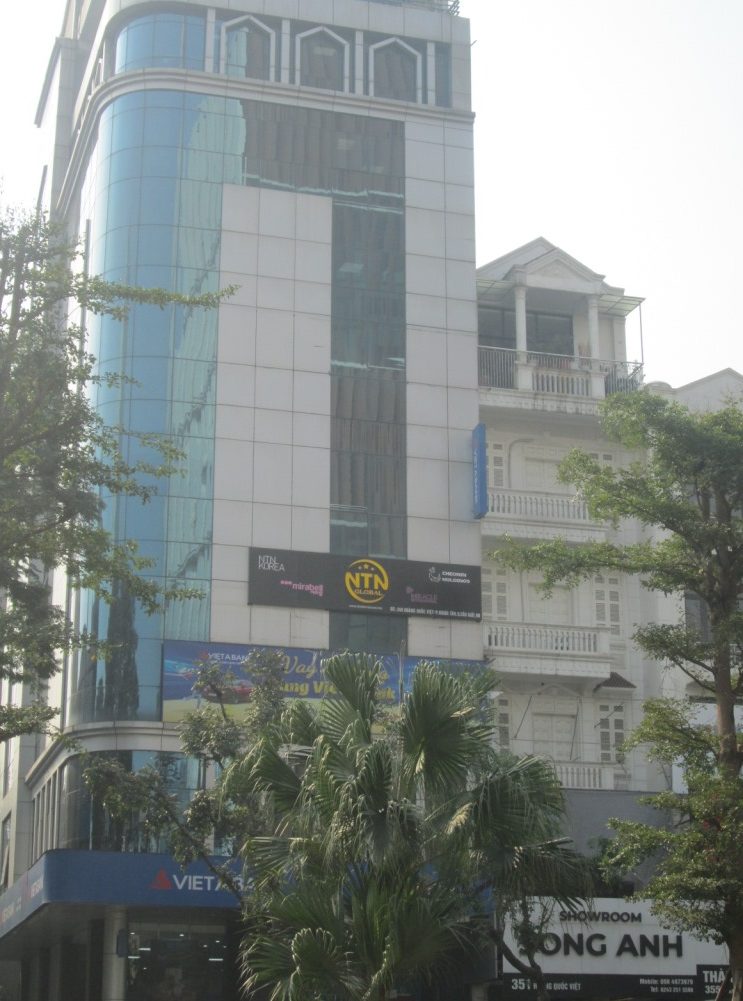 Lô Góc mặt phố Khuất Duy Tiến sầm uất gần phố Nguyễn Trãi 200m2 chỉ 63.8 tỷ. LH 0989.62..6116