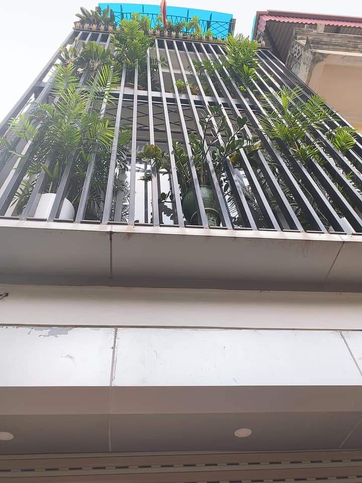 Siêu phẩm Lạc Long Quân ô tô vào nhà, ngõ ô tô tránh, thông các ngả, lô góc 71m chỉ 13.9 tỷ