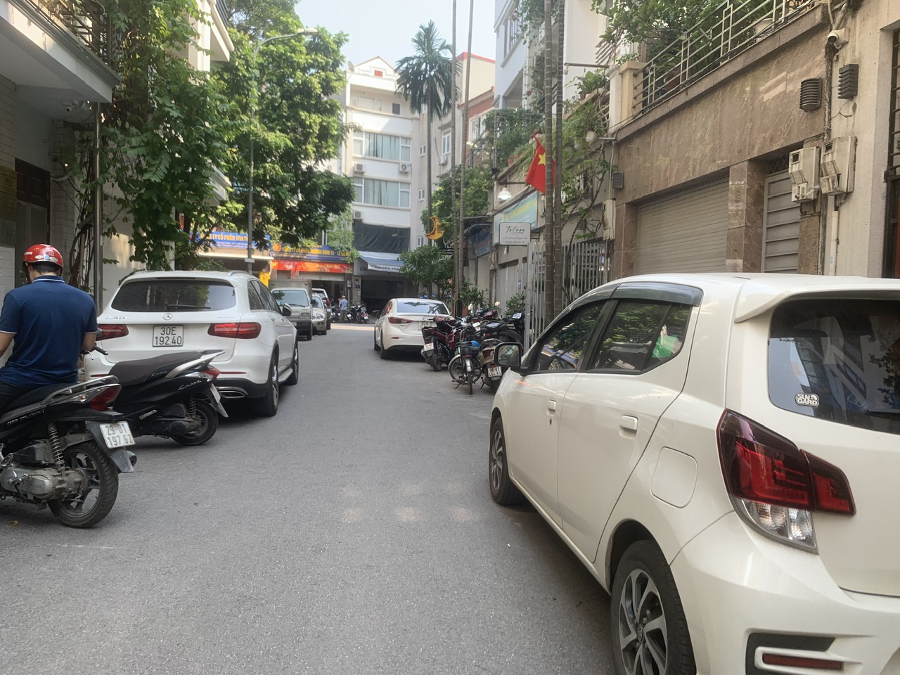 Bán nhà phố Nguyễn Khánh Toàn, Cầu Giấy, Hà Nội 50m ôtô KD 14tỷ 0979353468