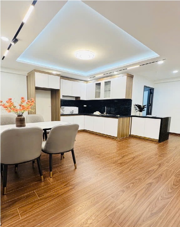 NHANH CÒN KỊP! Bán nhà TT phố Tam Khương, quận Đống Đa 118m sổ 32m SĐCC, GẦN Trường ĐH