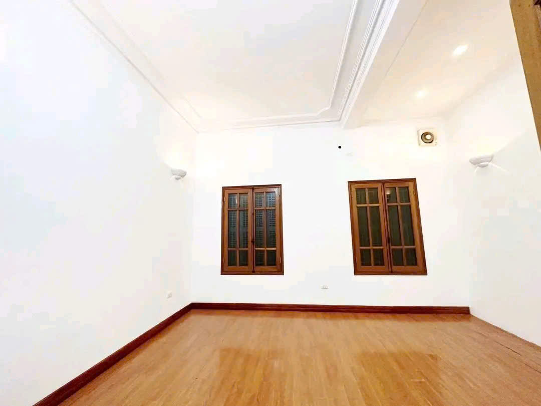 Cho thuê nhà ngõ ô tô kinh doanh Spa, TT, KD online Phố Yên Hòa, 4 tầng, 60m2, 5 ngủ, vào ngay