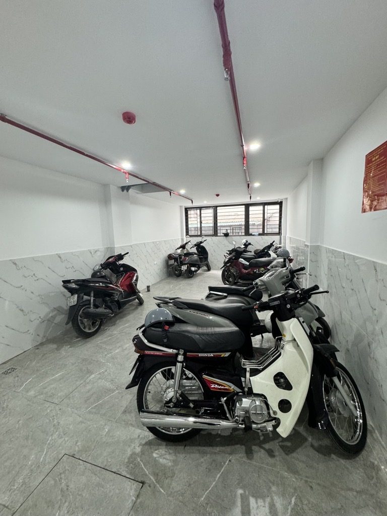 CĂN HỘ DICH VỤ NGUYỄN KHÁNH TOÀN 60M2 x 6T THANG MÁY, 10 PKK CHỈ 15 TỶ