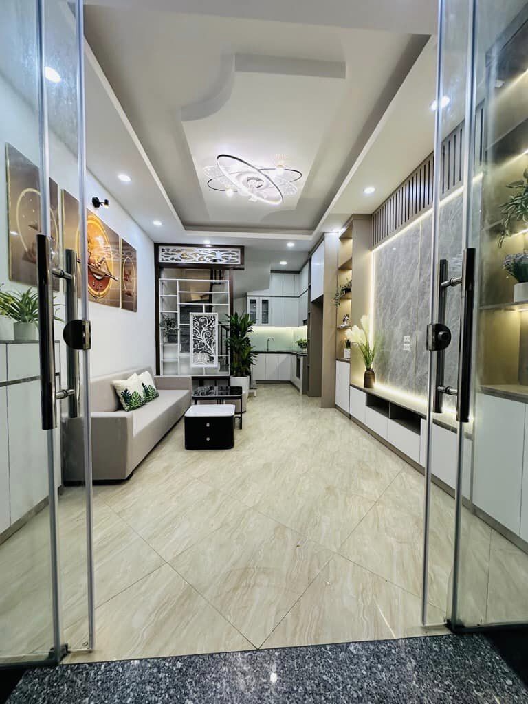 Bán nhà 4 tầng, 40m², Minh Khai - Hai Bà Trưng - 5.7 tỷ