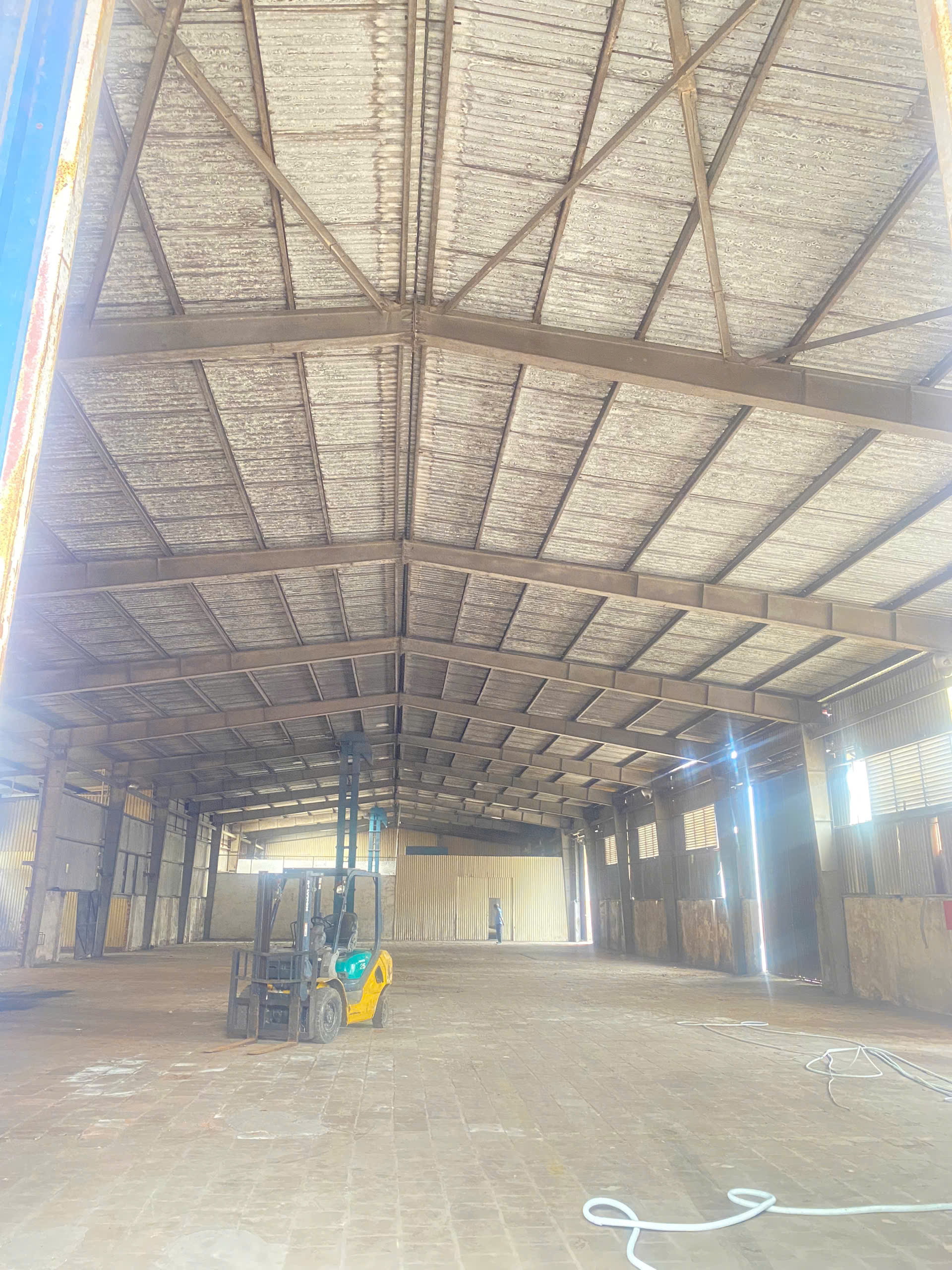 3000m2