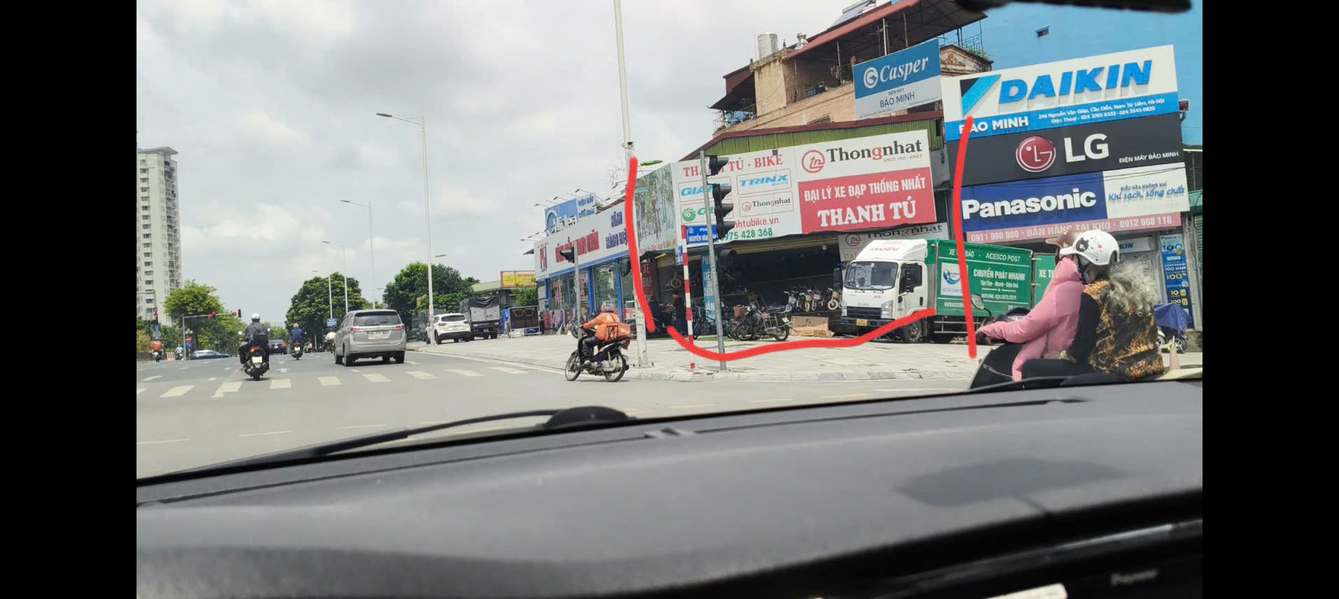Chính chủ cho thuê mặt bằng kinh doanh nhà 2 mặt phố Nguyễn Văn Giáp - Trịnh Văn Bô( ngã tư Trịnh Văn Bô - Trần Hữu