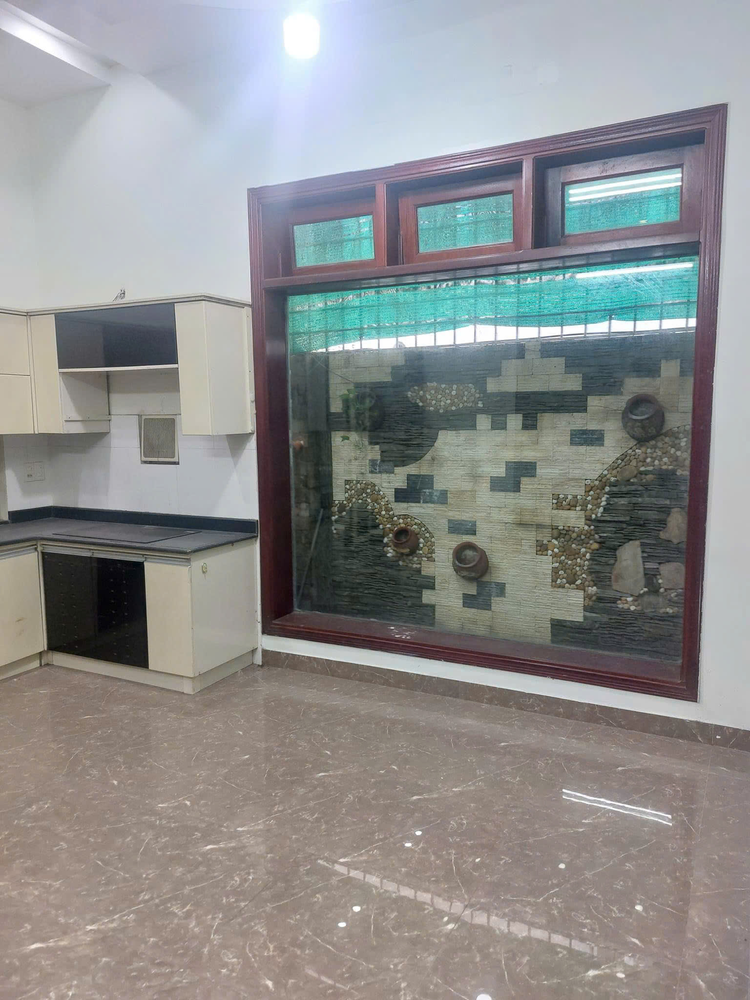 80m2