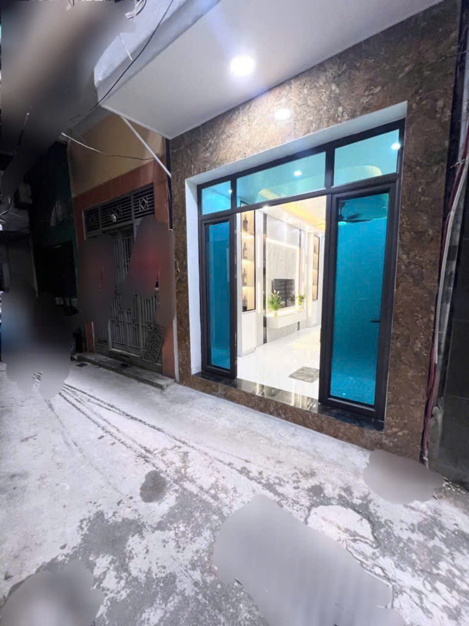 ĐỐNG ĐA- CỰC HIẾM- VỊ TRÍ ĐỈNH- NHÀ ĐẸP- MẶT NGÕ- KINH DOANH- 10 MÉT Ô TÔ TRÁNH !!!Phố Chợ Khâm Thiên 5,98 tỷ Đống Đa