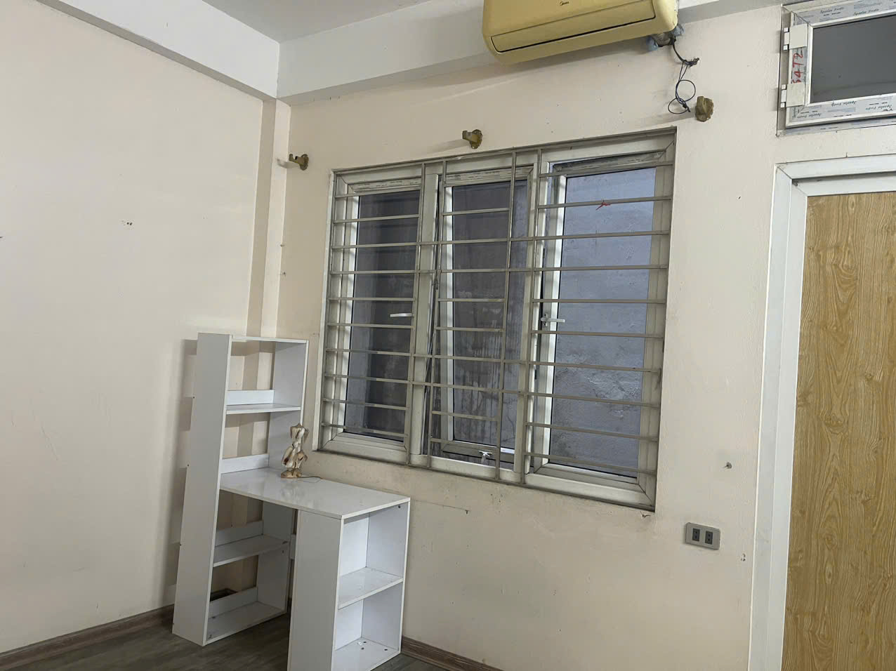 CHÍNH CHỦ CẦN TIỀN BÁN GẤP CĂN NHÀ PHỐ MỄ TRÌ THƯỢNG QUẬN NAM TỪ LIÊM 65 m2 x 4 TẦNG MT RỘNG NHỈNH 12 TỶ Ô TÔ KD