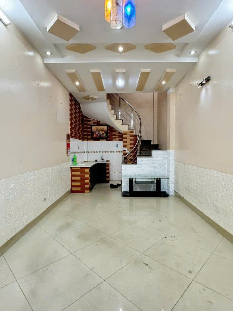 ĐỐNG ĐA- HIẾM- HƠN 5 TỶ- NHÀ ĐẸP- DÂN XÂY - 3 MẶT THOÁNG - 3 NGỦ KHÉP KÍN !!! Trung Phụng ( Thổ Quan) 5.7 tỷ