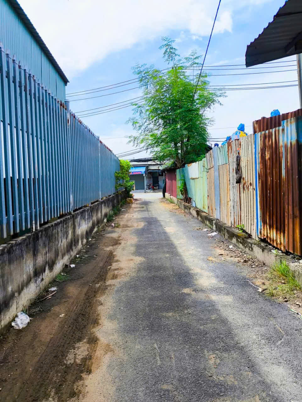 Bán 62m2 đất thổ cư cạnh TOYOTA Long Phước,Quận 9 chỉ hơn 2 tỷ.