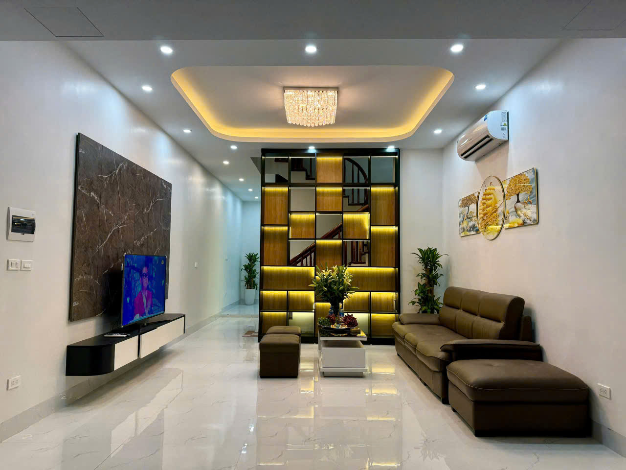 BÁN NHÀ TRUNG TÂM QUẬN THANH XUÂN -4TANG -53.3M2-MT 4,6M KINH DOANH OTO-NHÀ MỚI GIÁ 10TY9