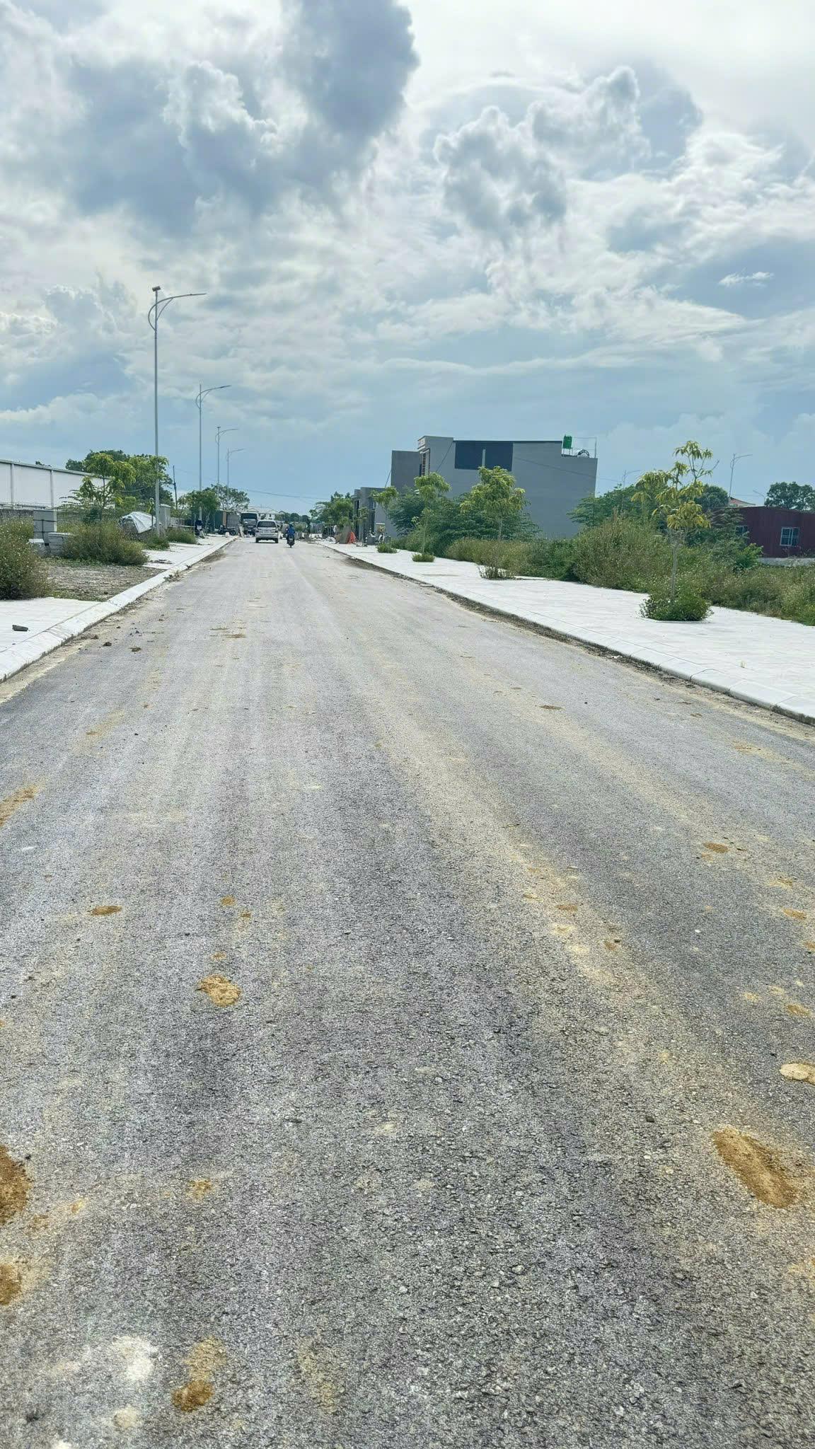 ĐẤT ĐẸP – GIÁ TỐT - CẦN BÁN GẤP LÔ ĐẤT PHÂN LÔ 150m2 TẠI Hoằng Kim, Hoằng Hóa, Thanh Hóa