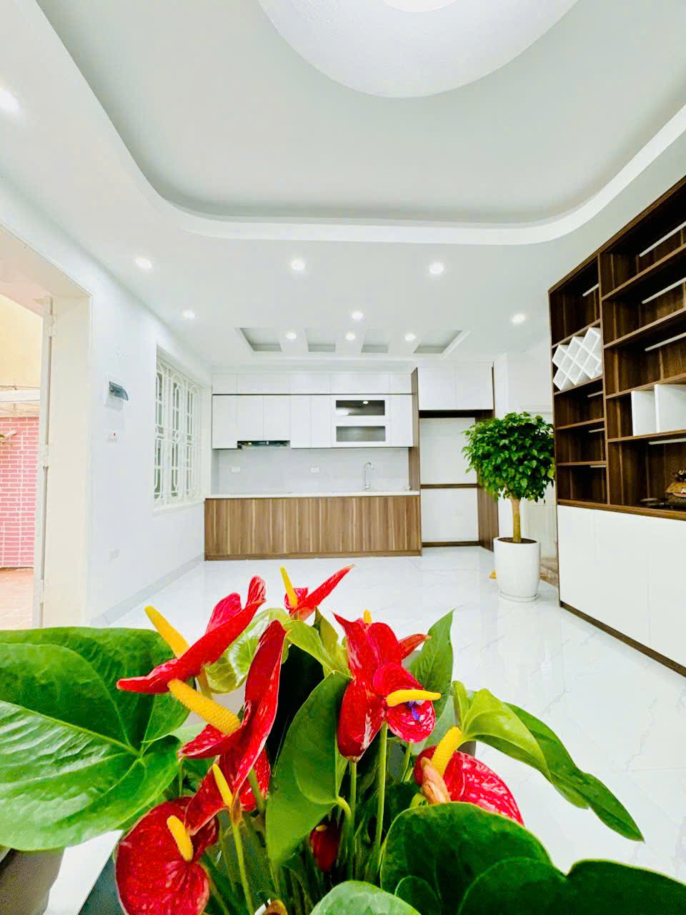 Mặt ngõ Lô góc Đội Cấn Ba Đình diệc tích 50m 4 tầng 4 ngủ nhà đẹp view thoáng ở ngay nhỉnh 9 tỷ lh 0817606560