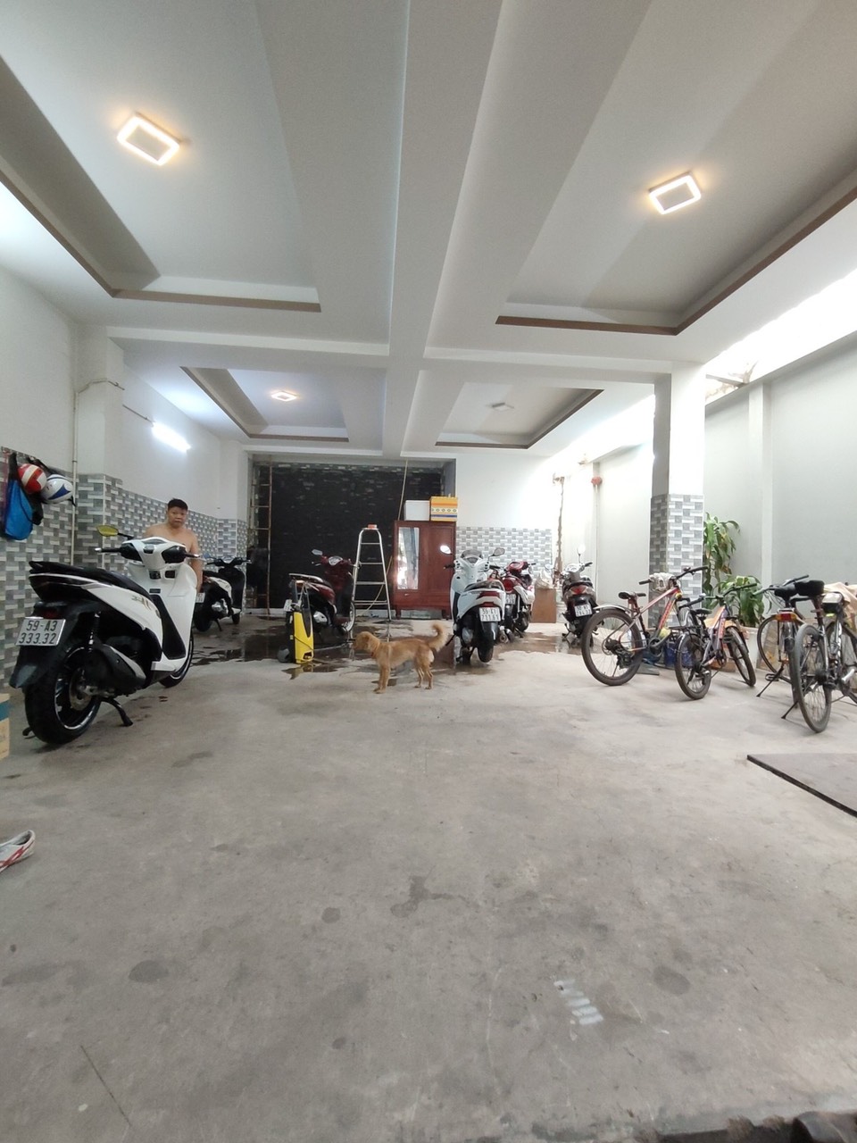 Chủ cần bán trước tết giảm mạnh mặt tiền Kinh Dương Vương, ngang hiếm 8m x 34m, kd đa ngành, 37 tỷ