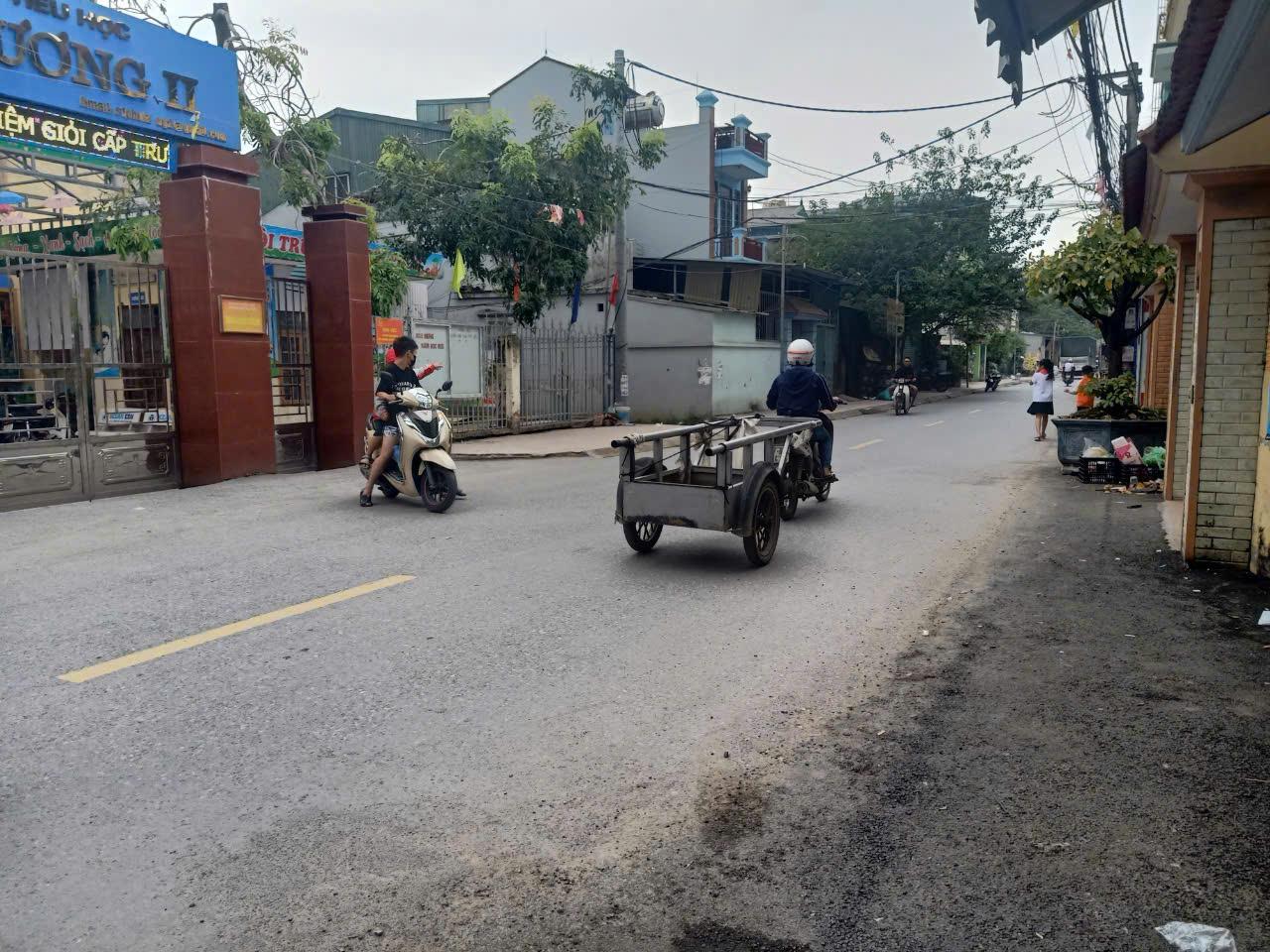 Bán nhà mới Phú Lương, 35m2 x 5T, MT rộng 5m, gần đại học Đại Nam, bến xe Yên Nghĩa . Giá 5.5 tỷ