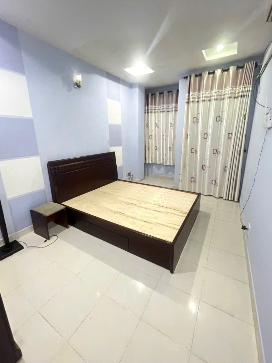 MỚI Ở NGAY, GẤP BÁN, DTSD 112M2, Nguyễn Duy Trinh, Q2, khu dân cư , giá chỉ 5.6ty