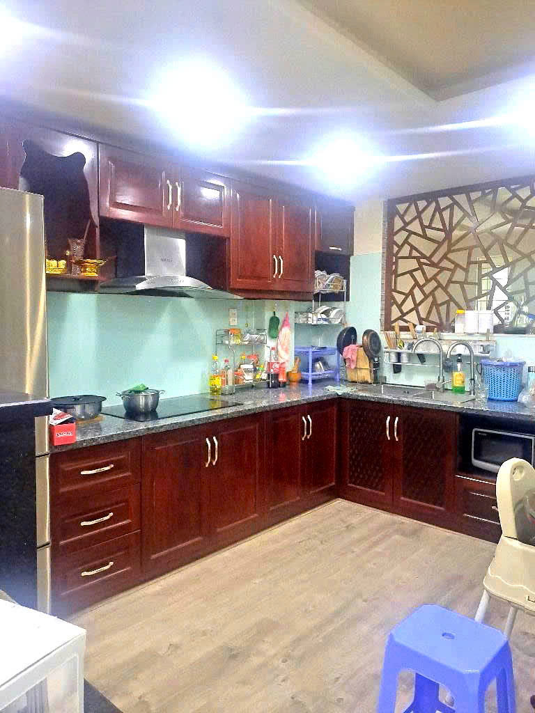 Nhà 2 mặt hẻm xe hơi, khu VIP gần Cityland Nguyễn Văn Lượng 5 tầng 6pn.